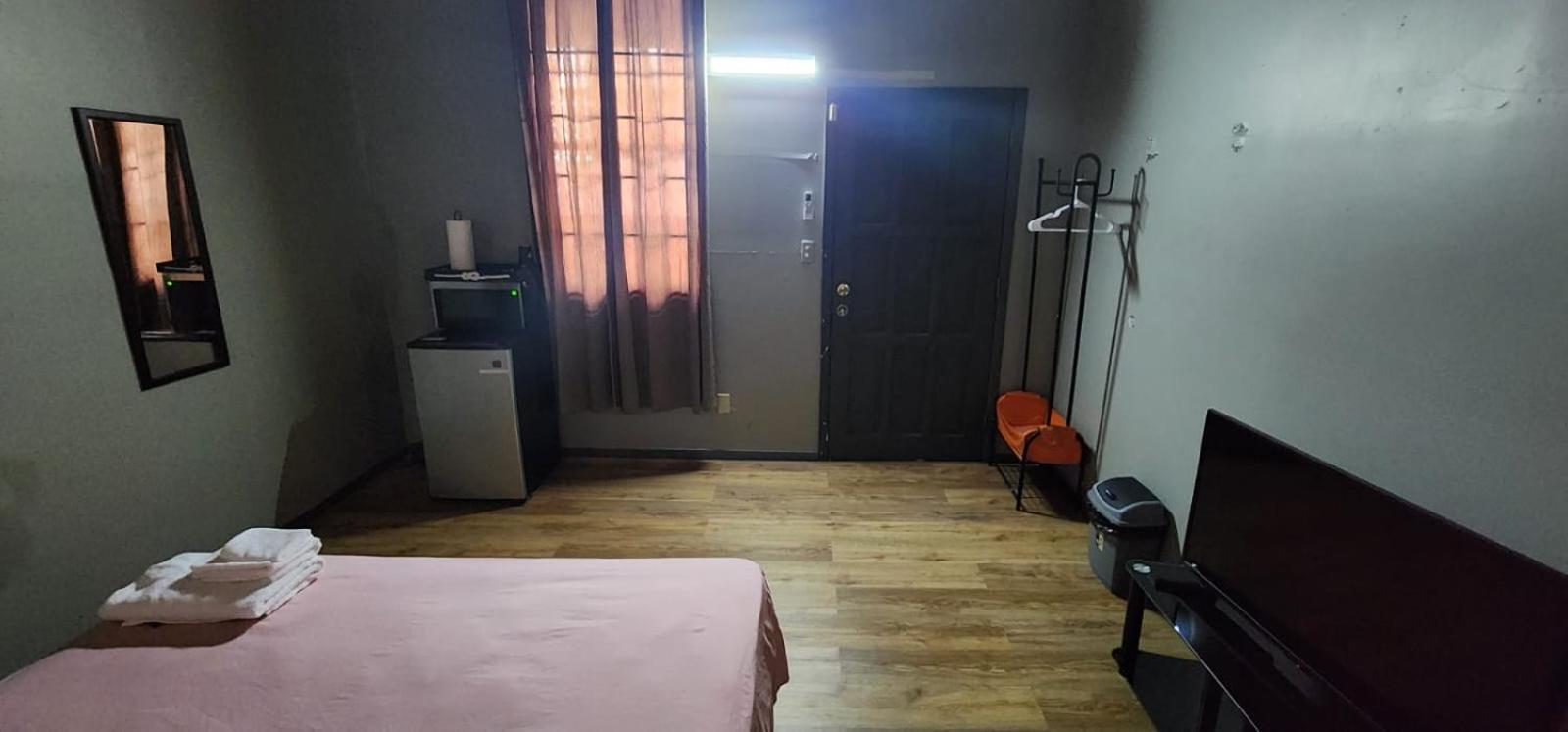 Jj Guest House Branns Hamlet ภายนอก รูปภาพ